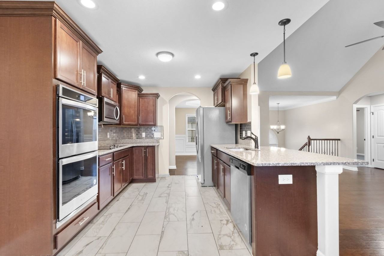522 Low Country Ct - Photo 6 of 41