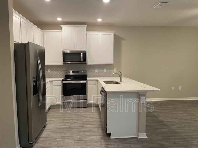 5525 Wahoo Ct - Photo 3 of 32