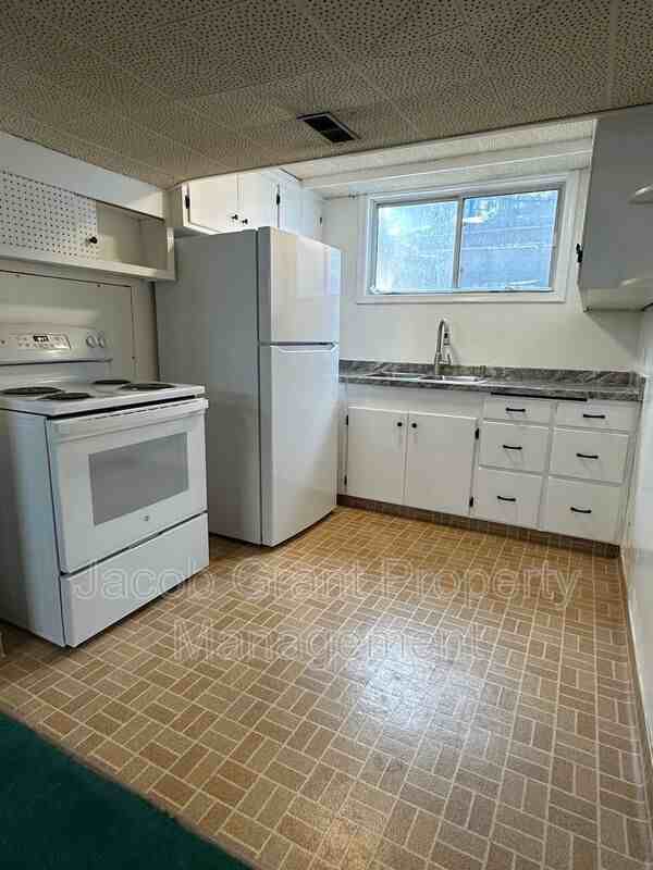 3436 N Dayton St - Photo 2 of 13