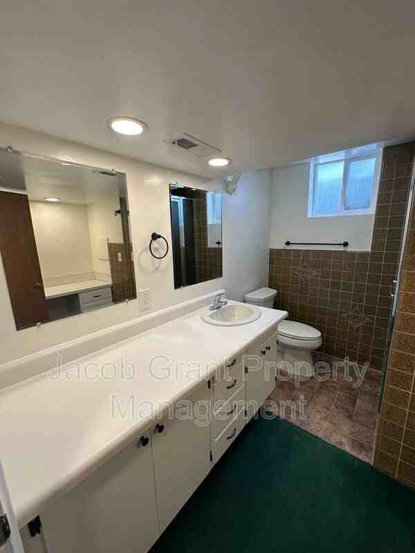 3436 N Dayton St - Photo 6 of 13