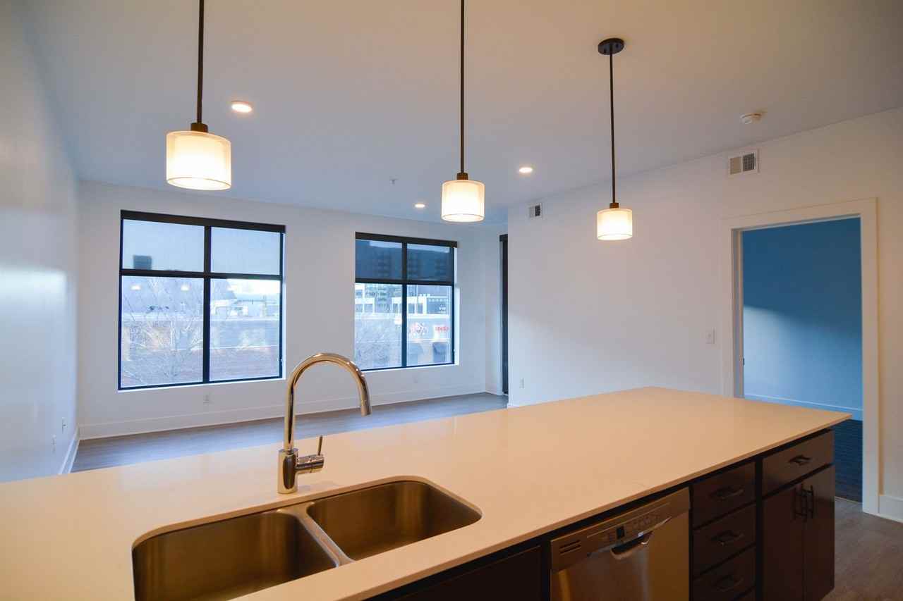 Capitol Place Apartments - Photo 2 of 8