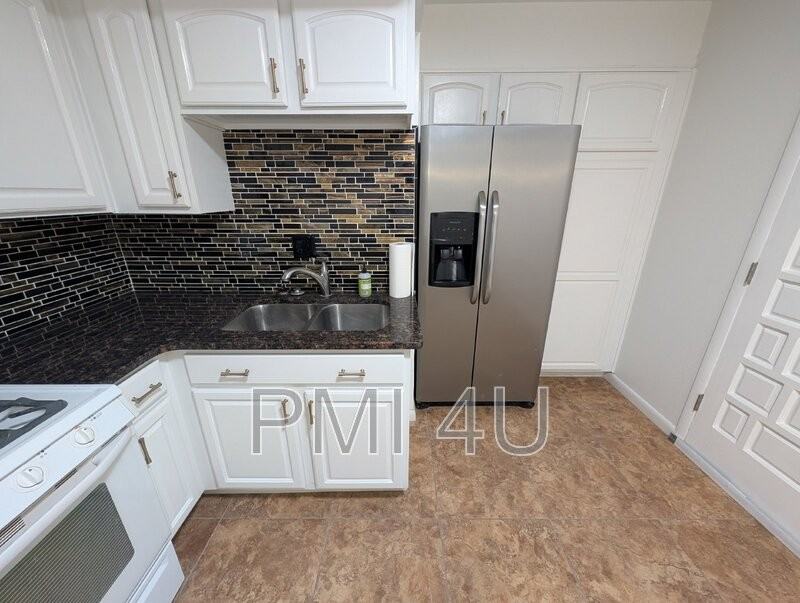 309 Vincent Ct Nw - Photo 6 of 26