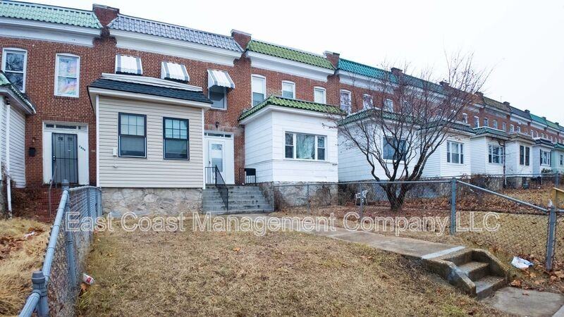 2854 Oakley Ave - Photo 4 of 30