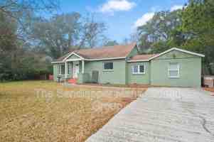 featured image of 935 Pauline Ave