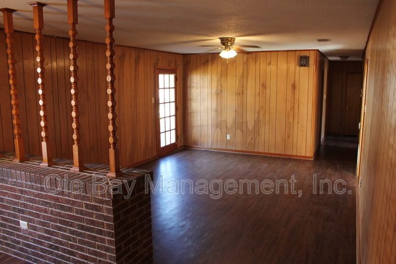 24 Bethel Forest Dr S - Photo 3 of 13