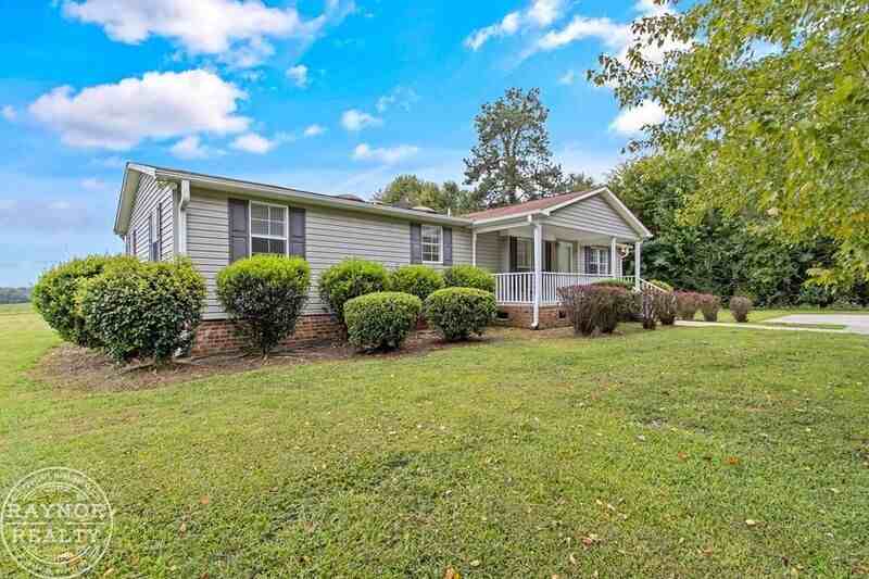 673 Peach Orchard Rd - Photo 3 of 35