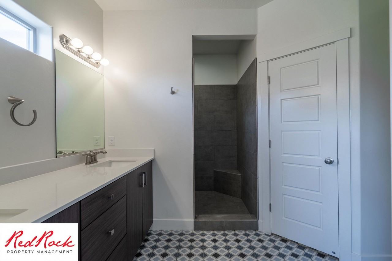 5785 S Flat Top Dr - Photo 4 of 50