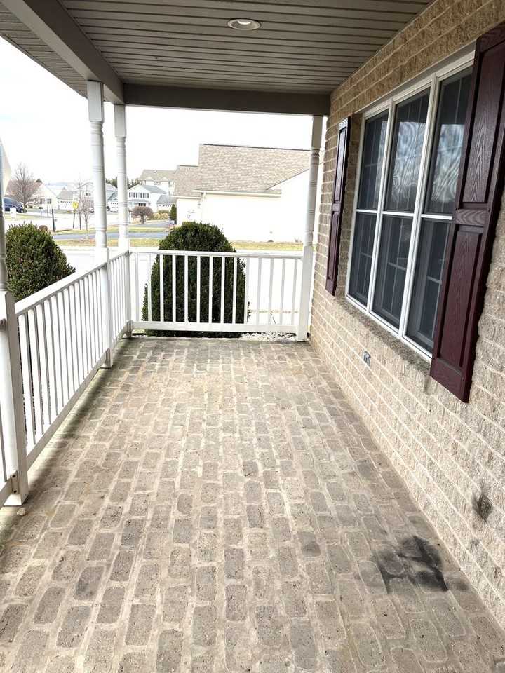 152 Lantern Ln - Photo 6 of 35