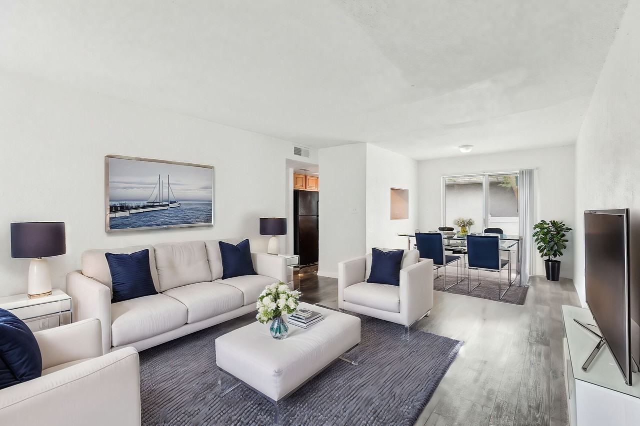 The Beacon at Seminole Lakes - Photo 2 of 18