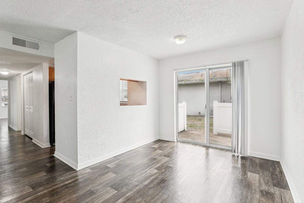 The Beacon at Seminole Lakes - Photo 5 of 18