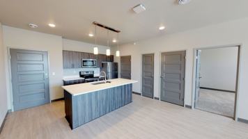 featured image of 3305 Aurora Ave