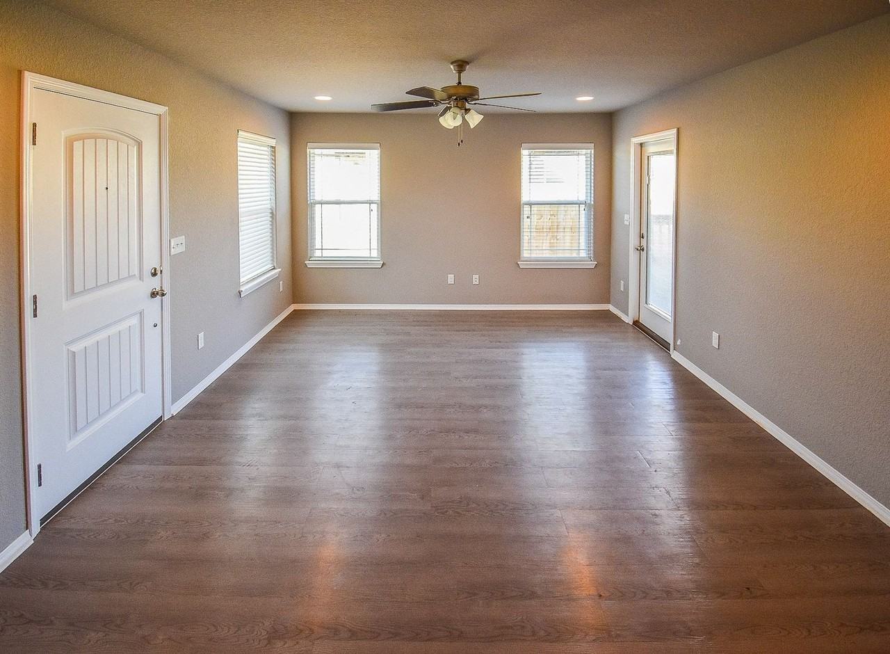 816 Hindman Dr #1 - Photo 2 of 18