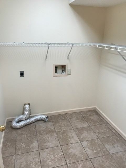 277 Ivy Pl - Photo 4 of 16
