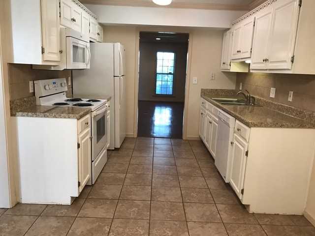 277 Ivy Pl - Photo 5 of 16