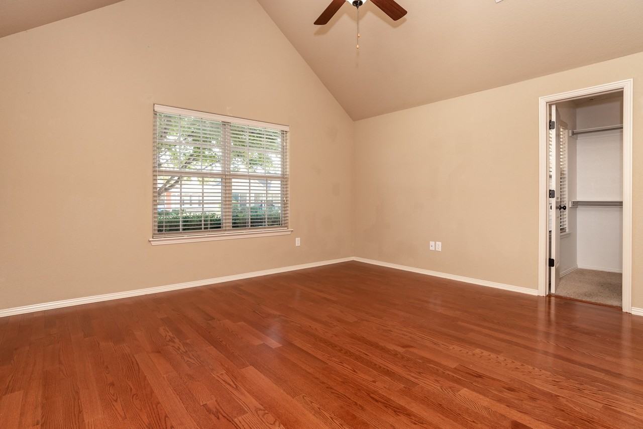 3908 Sw Ridgepointe Ave - Photo 7 of 13