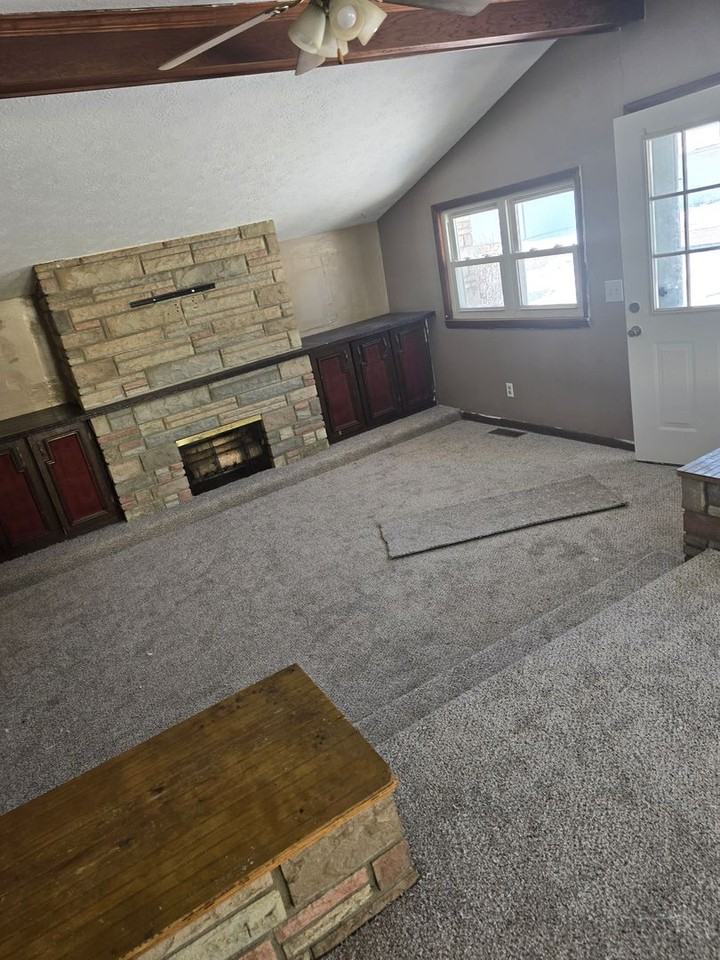 1006 14th Ave - Photo 2 of 12