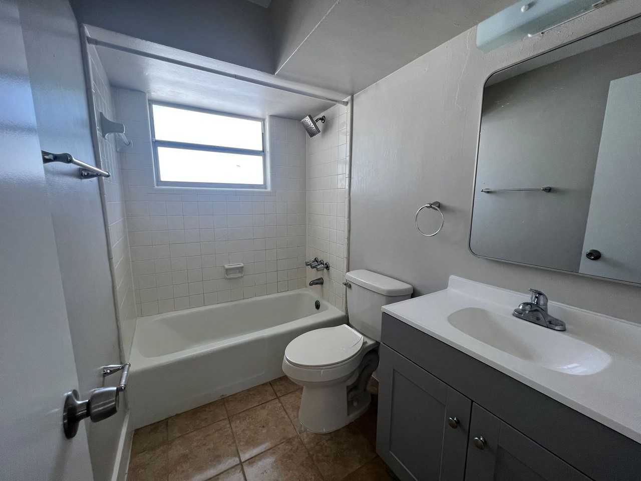 Magnolia Apartments - Photo 7 of 26