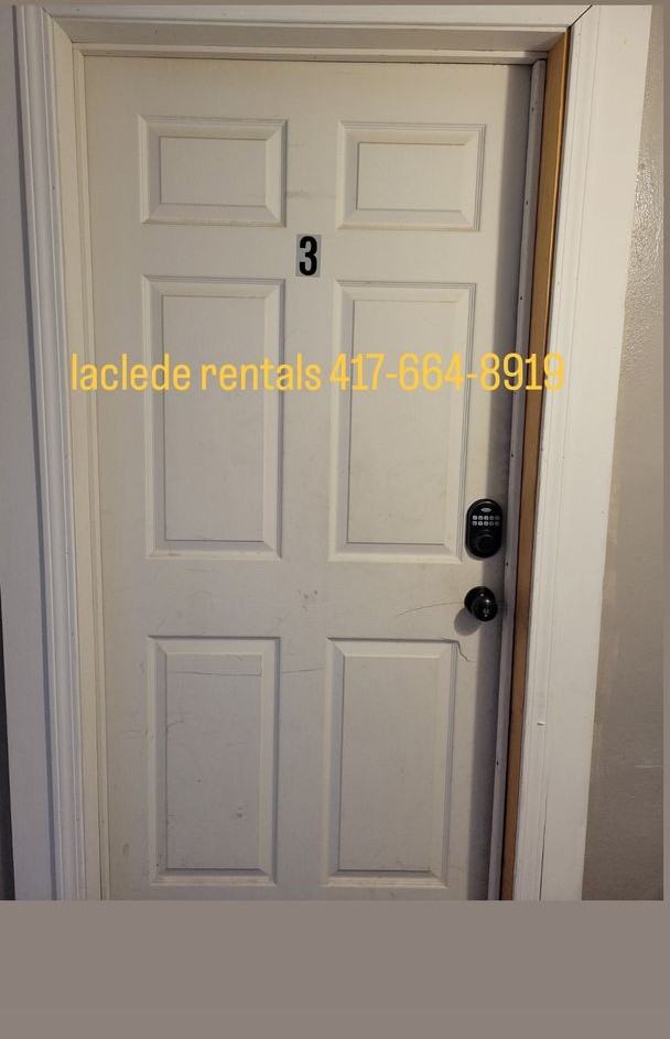 319 N Washington Ave #3 - Photo 3 of 10