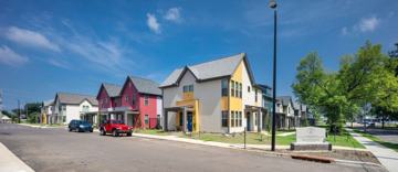 featured image of 900 S 4th St