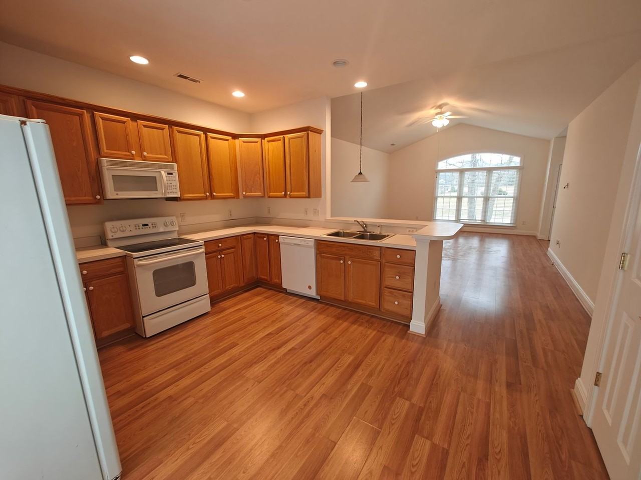 2117 Old Homestead Pl - Photo 7 of 21