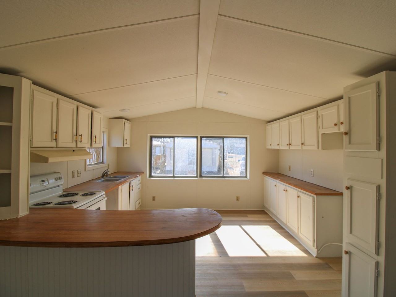 2 Simpson Rd - Photo 6 of 15