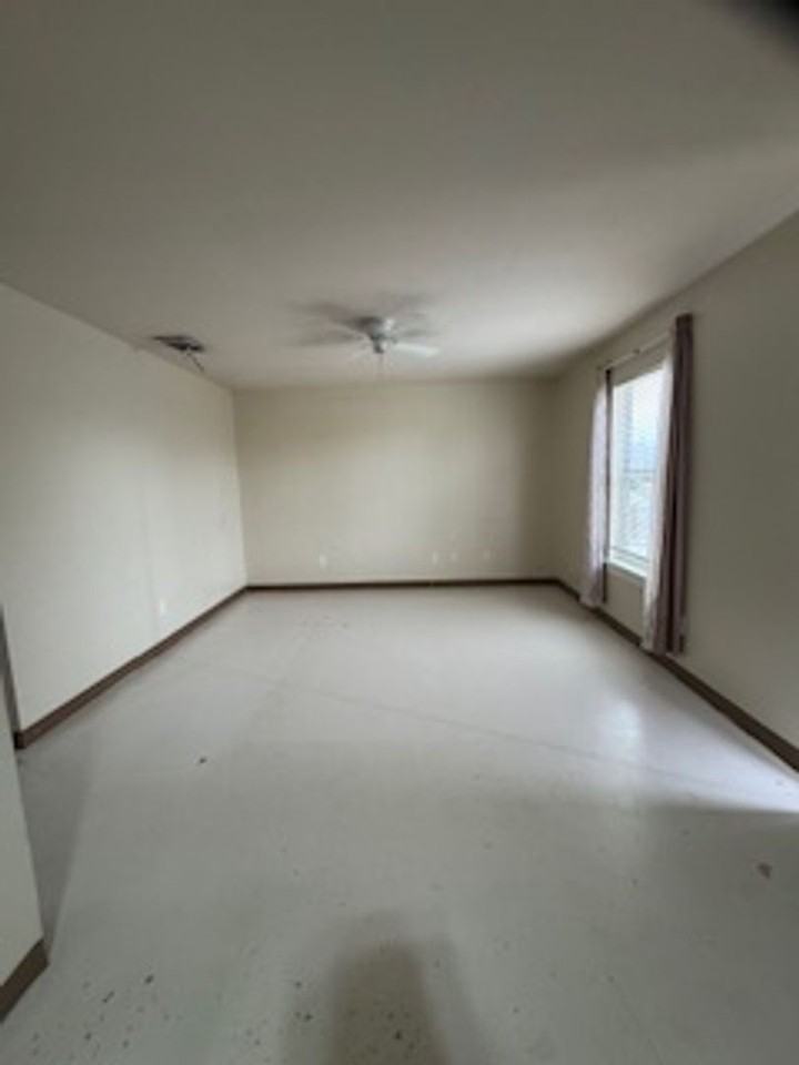 2851 Highland Ave #203 - Photo 2 of 12