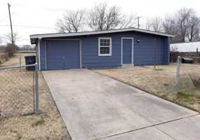 featured image of 3914 N Delaware Ave