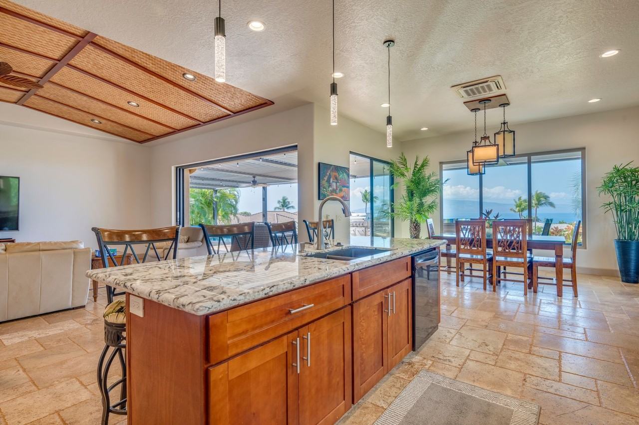 697 Anapuni Loop - Photo 4 of 26