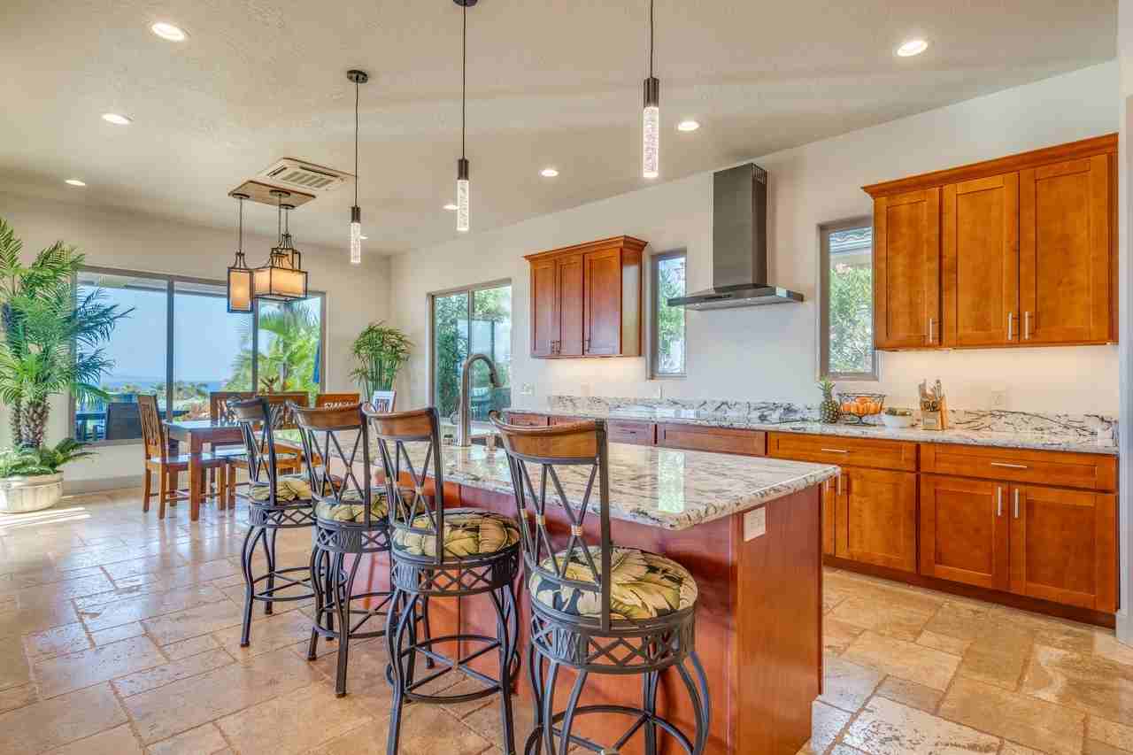 697 Anapuni Loop - Photo 5 of 26