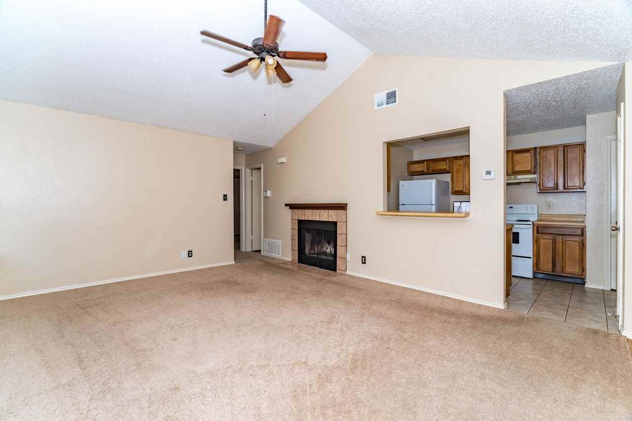 7017 Silver Cyn - Photo 3 of 19