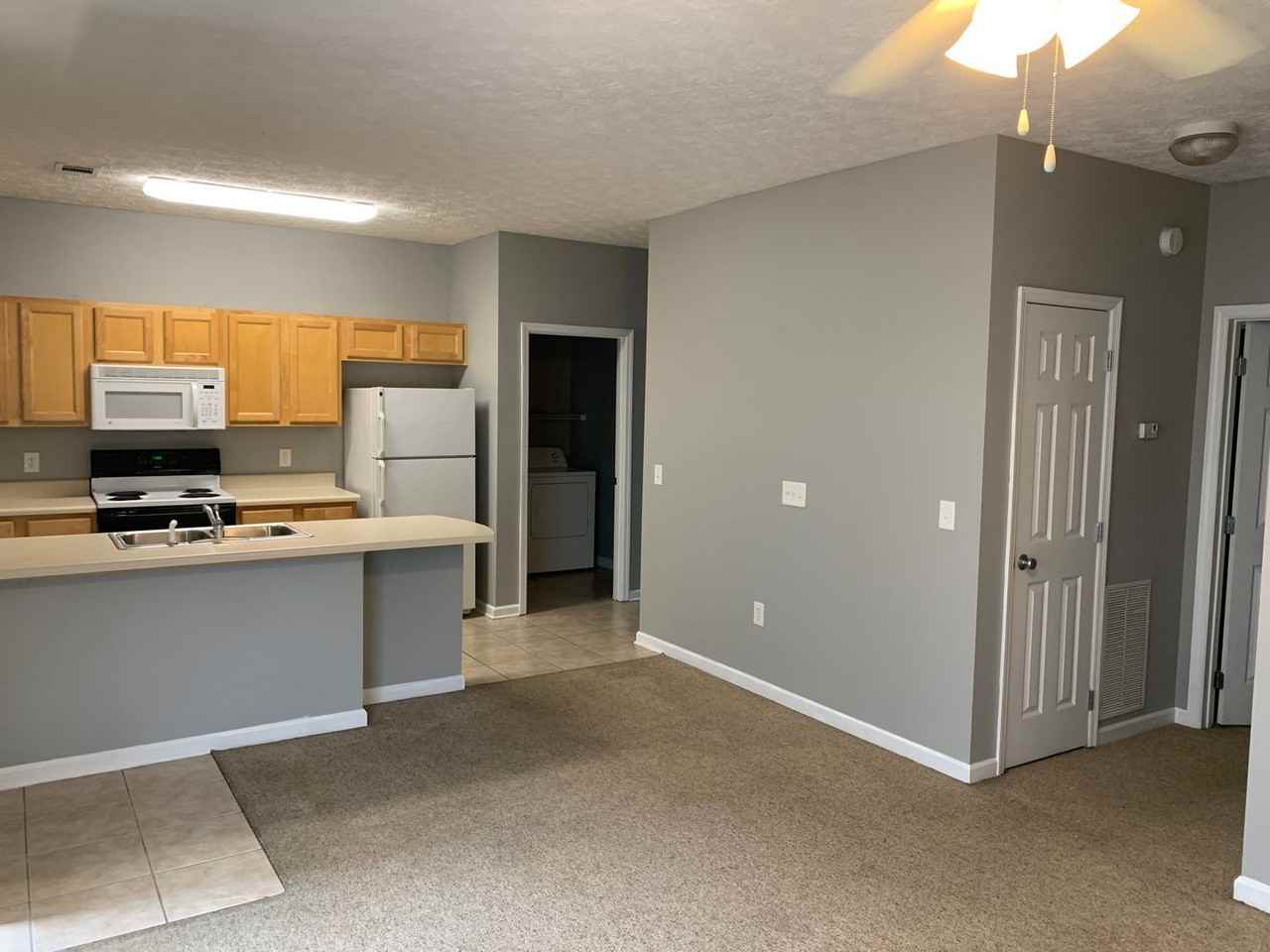 303 N Ross St #103 - Photo 4 of 12