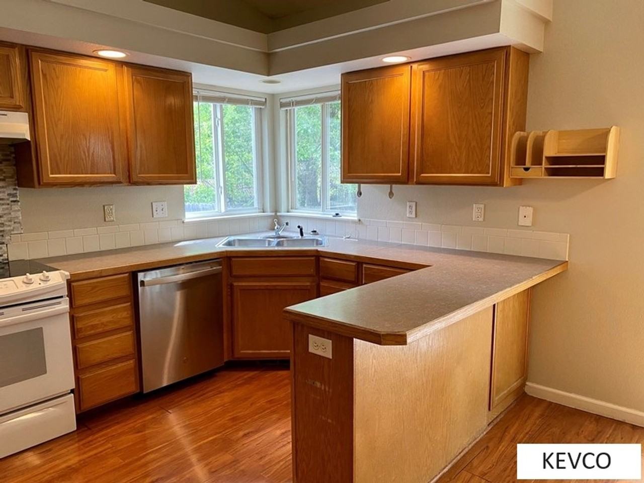 439 Haven Dr - Photo 6 of 29