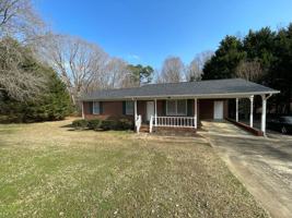 featured image of 124 Centerfield Dr