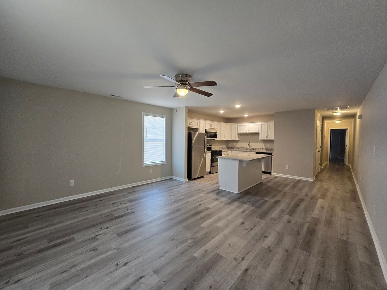 131A S Sixth St - Photo 3 of 29