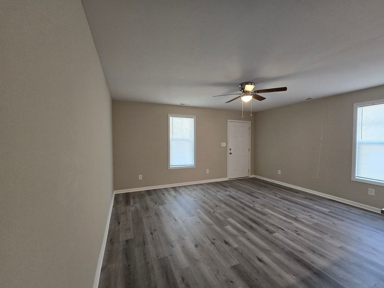 131A S Sixth St - Photo 5 of 29