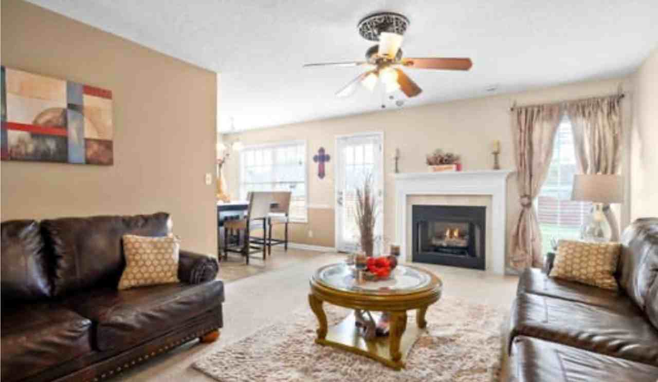 3404 Bradfield Dr - Photo 6 of 30