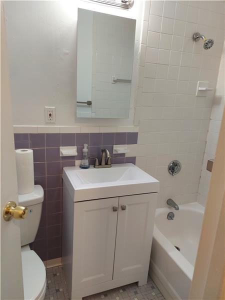 139 Willard St - Photo 3 of 4