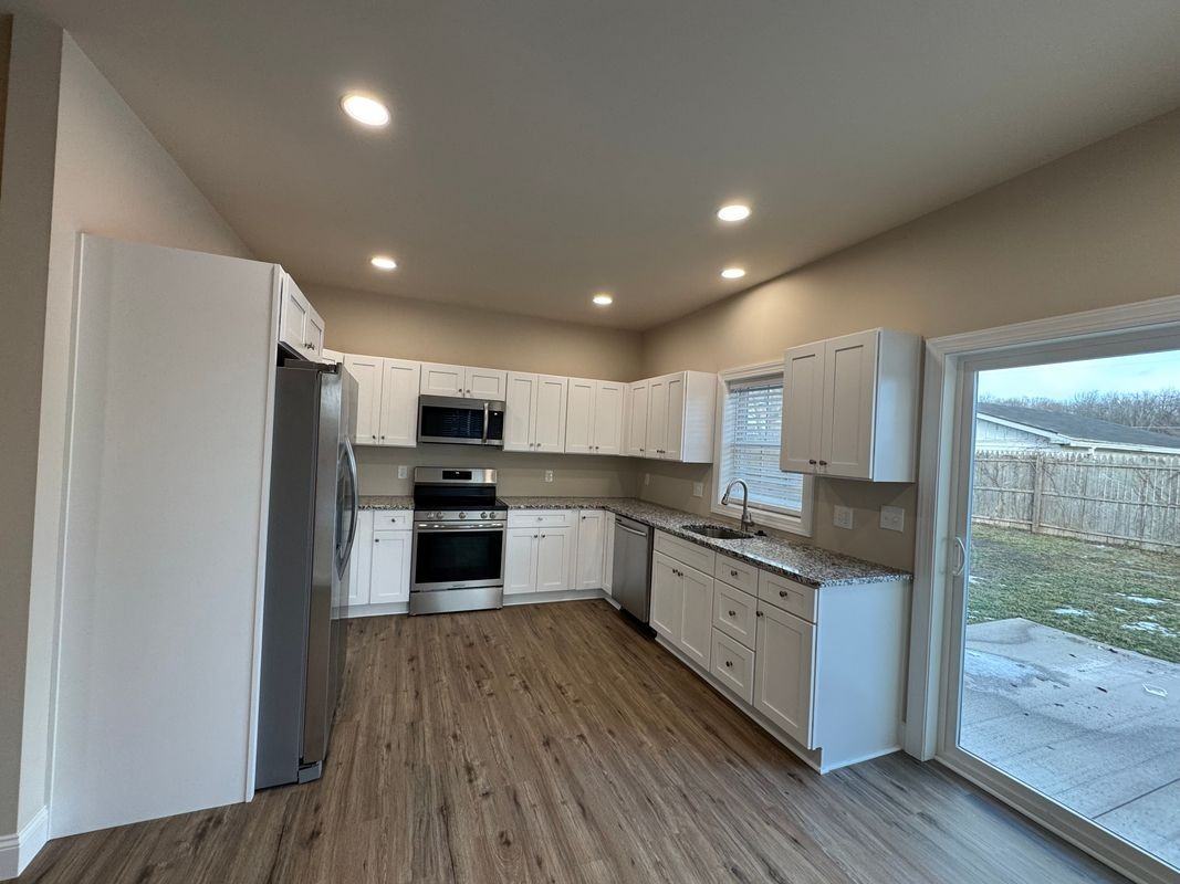 610 Miller St - Photo 2 of 6