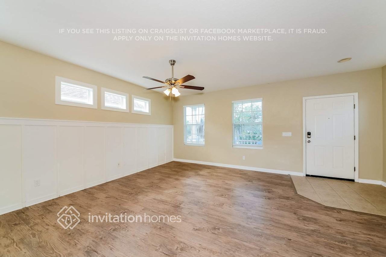 5006 Forest Creek Trl - Photo 4 of 18