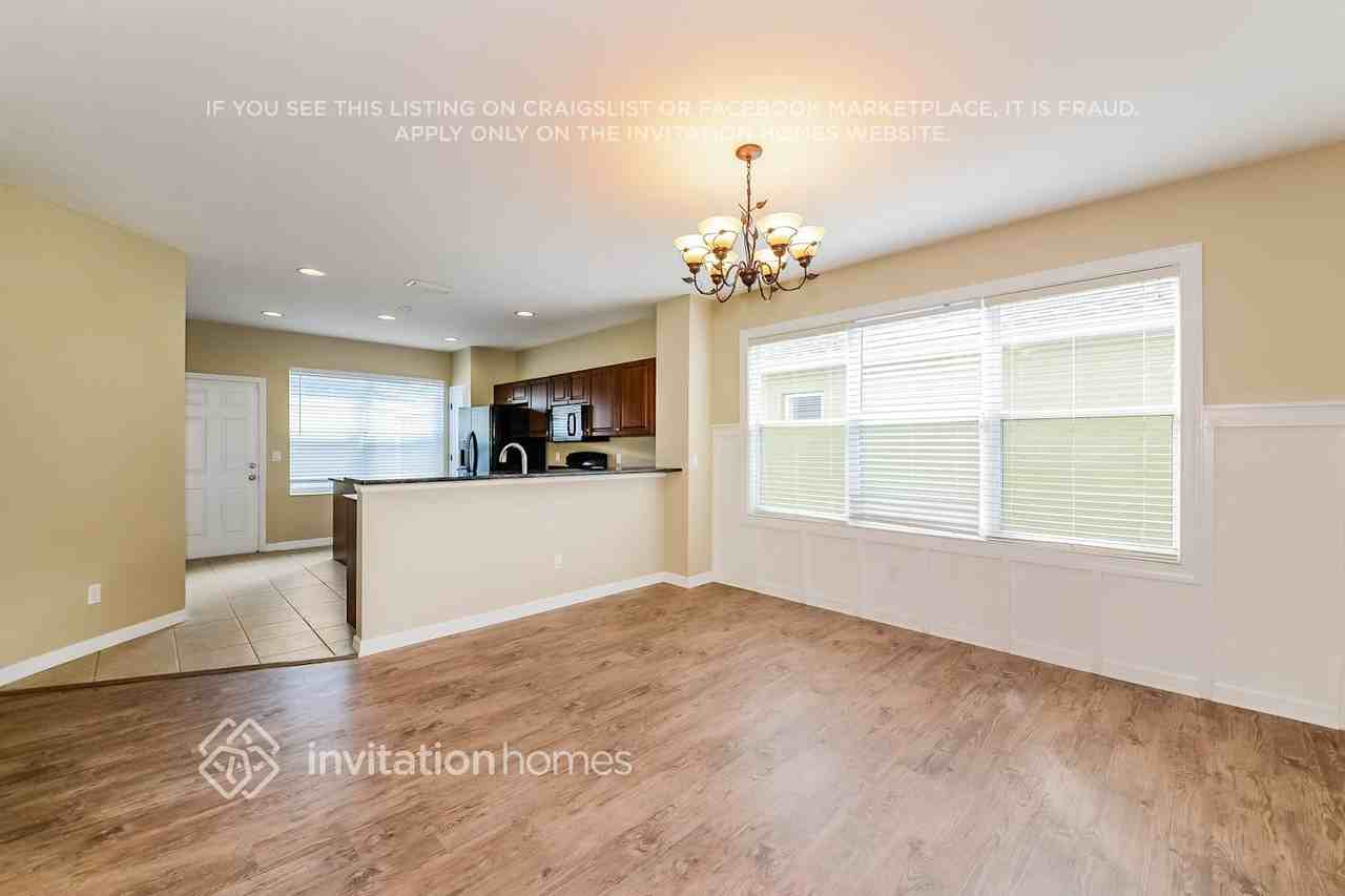 5006 Forest Creek Trl - Photo 6 of 18