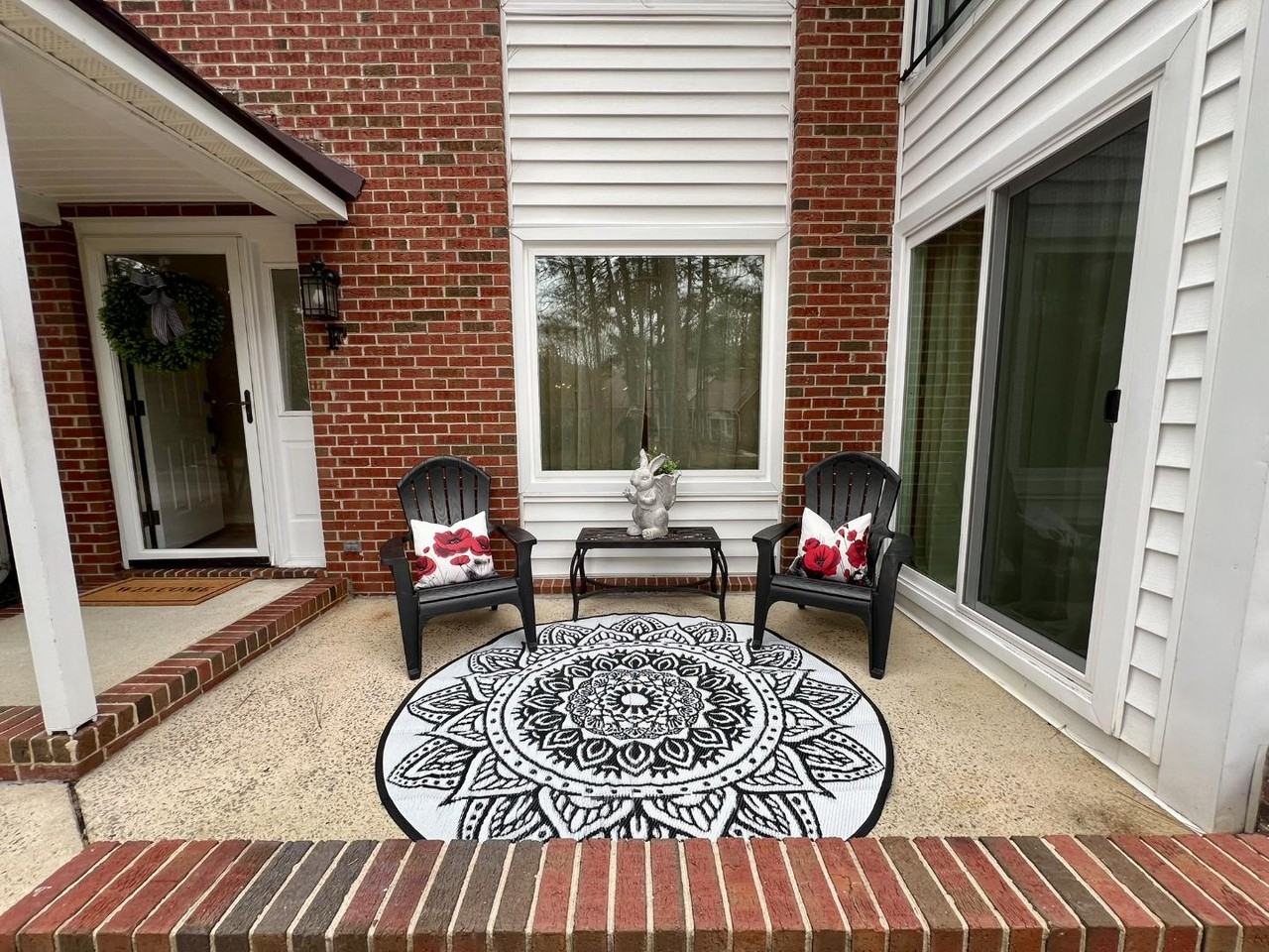 16 Pinehurst Manor Dr - Photo 3 of 10