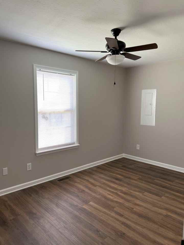 2102 Bennett Ct #NA - Photo 5 of 11