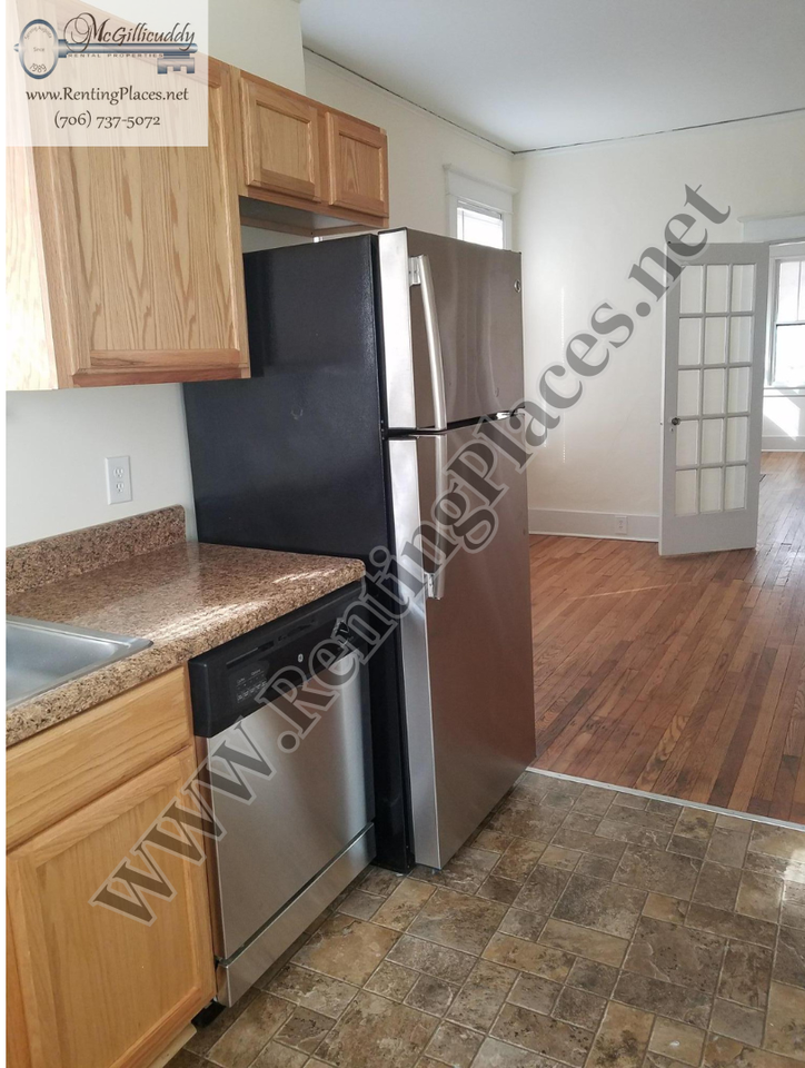 1004 Holden St #NA - Photo 5 of 15