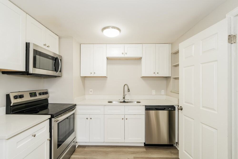 2014 E Humphrey St - Photo 6 of 16