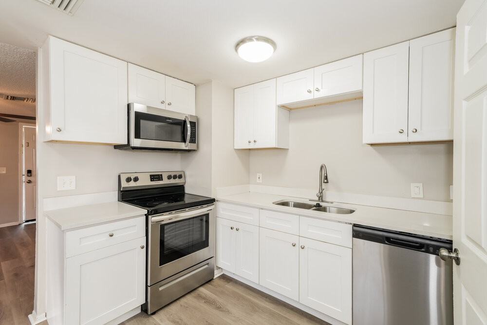 2014 E Humphrey St - Photo 7 of 16