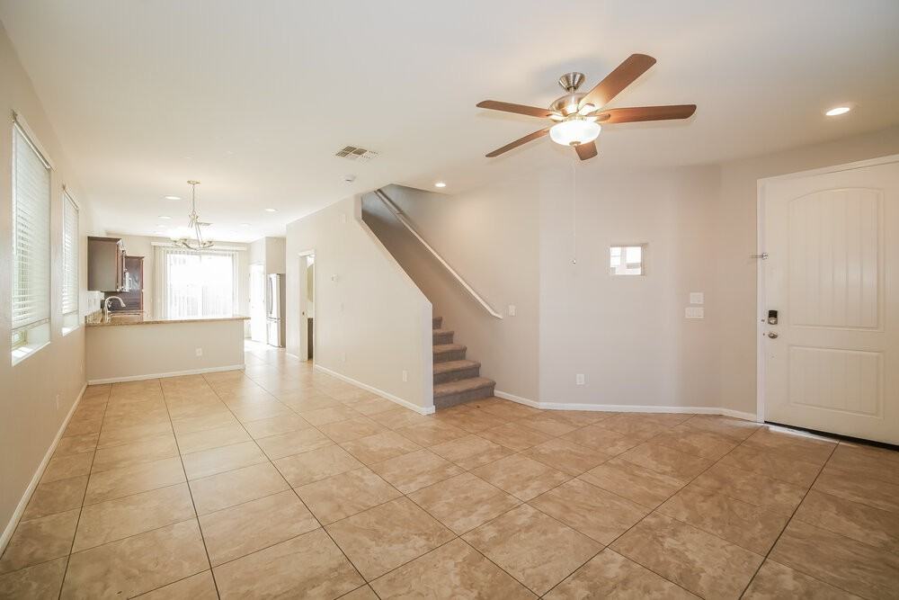 10333 W Monterosa Ave - Photo 6 of 17