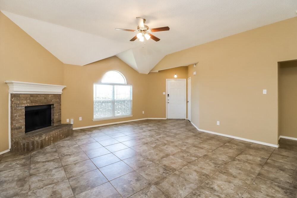 1308 Dawnridge Ct - Photo 6 of 16