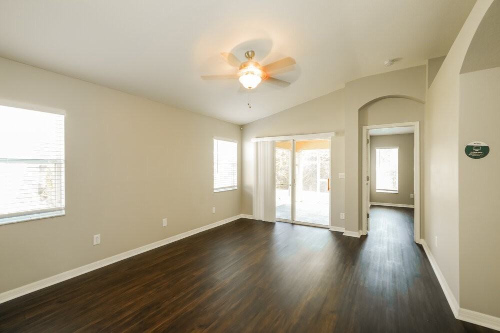12658 White Bluff Rd - Photo 3 of 16