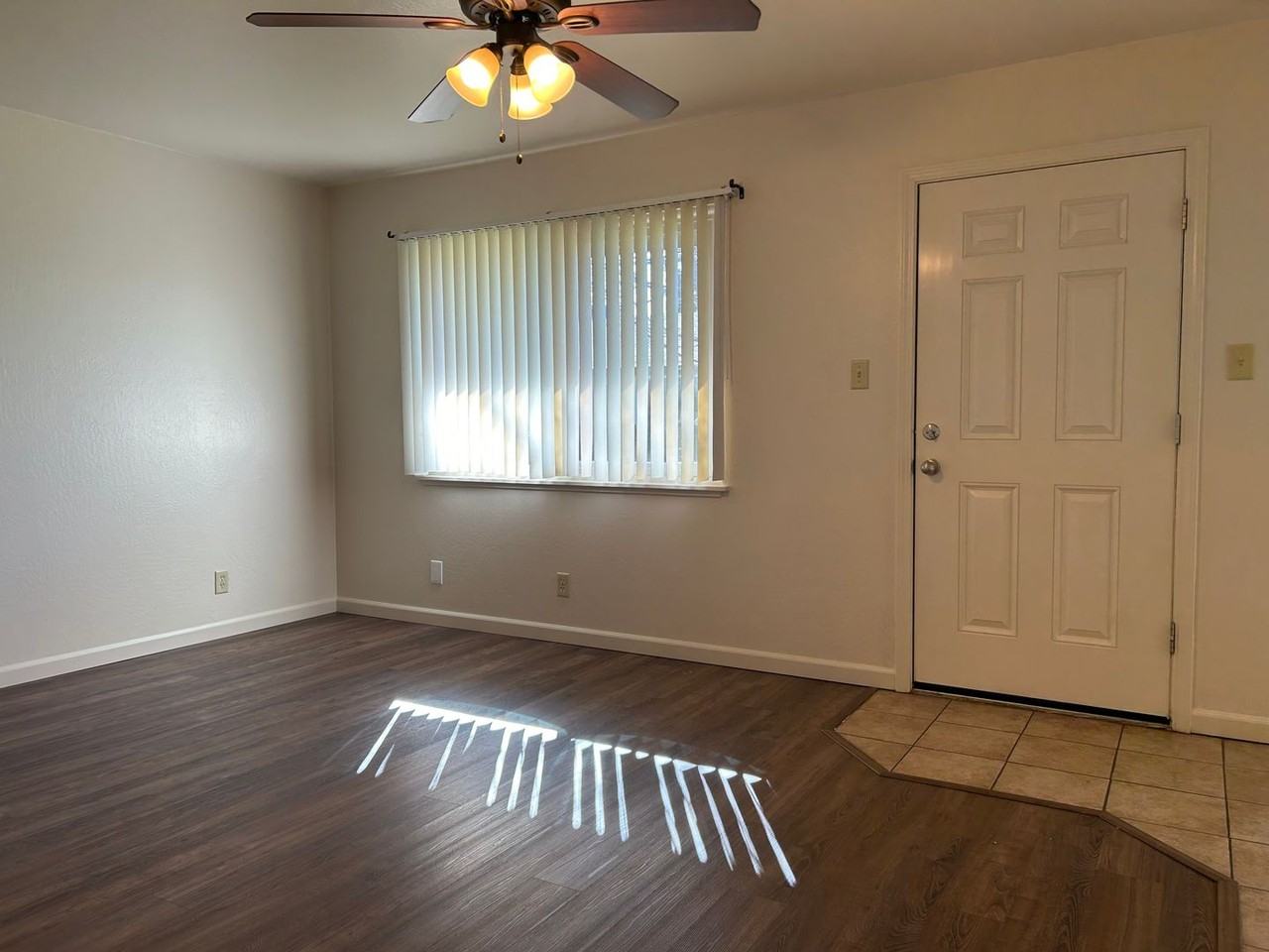 0912 - Woodside Gardens, 124-146 W Lassen Ave - Photo 3 of 26