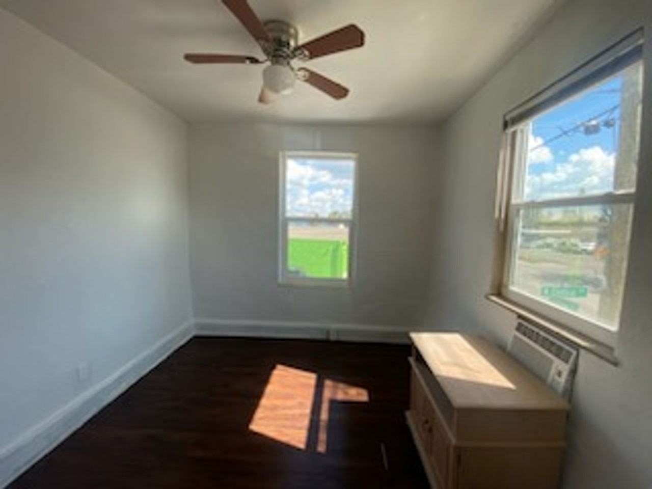 401 Colonia Ln E ##E. - Photo 4 of 13